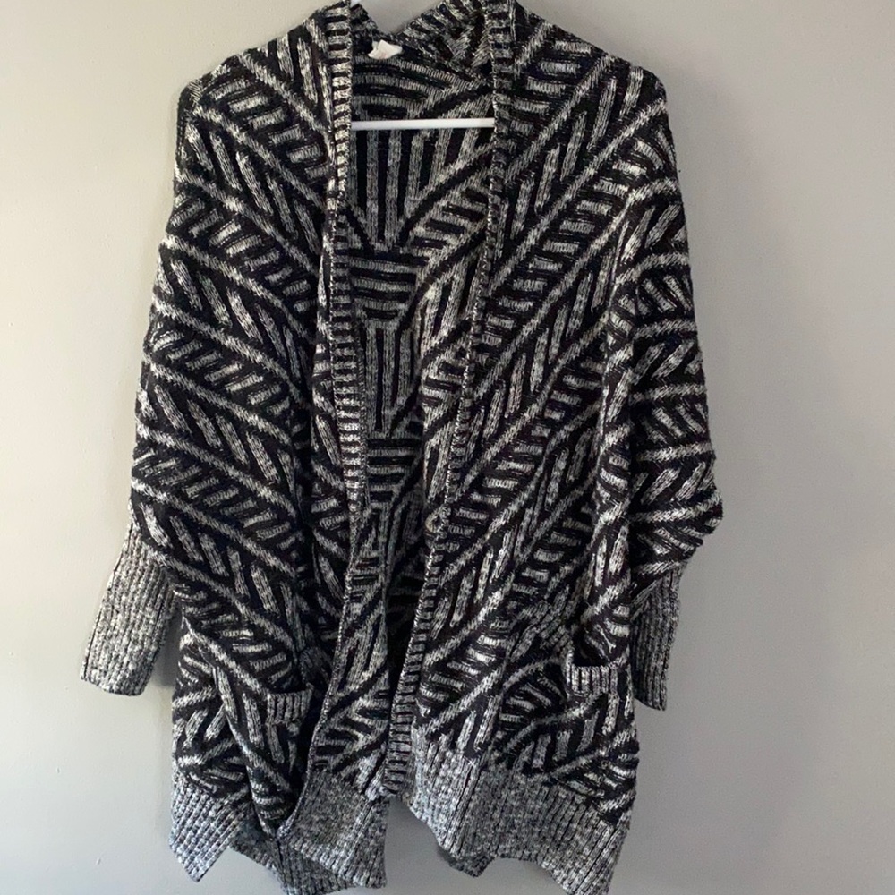 Oversized knit cardigan